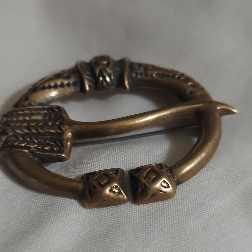 Vintage Kalevala koru Finnish Scandinavian Buckle brooch Pin Kalusmala Virusmäki